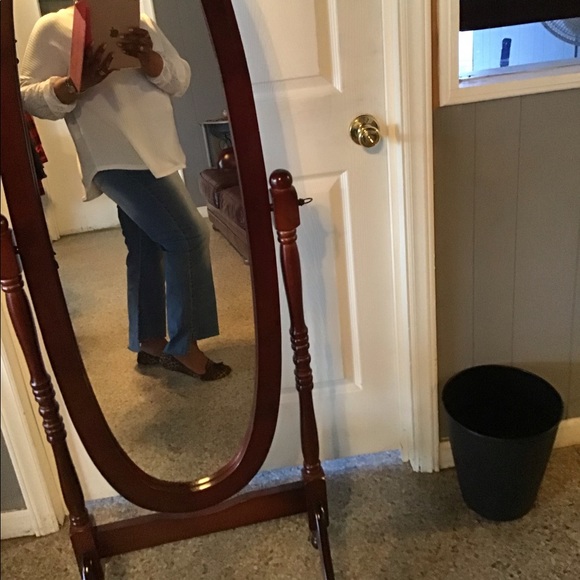 2X-3X Crystal Hi-Low Hem Jeans👖 - Picture 3 of 9